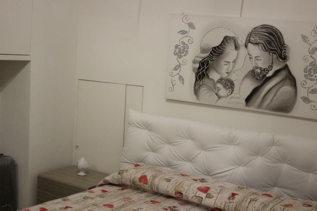Lucy Sweet Home 莫诺波利 外观 照片
